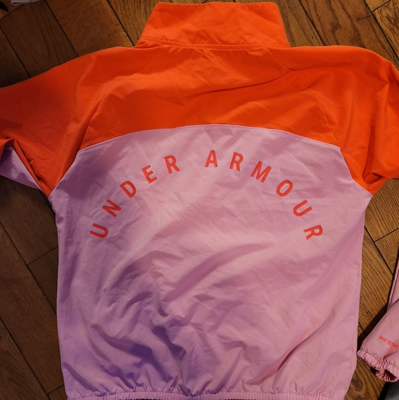 UnderArmour windbreaker - Picture 2 of 2